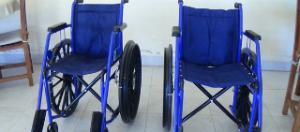 Donaci�n de sillas de ruedas al Hospital de Chillar