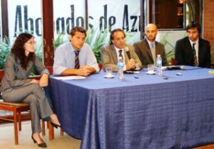 Se present� el Curso de Entrenamiento Profesional para noveles abogados 2011